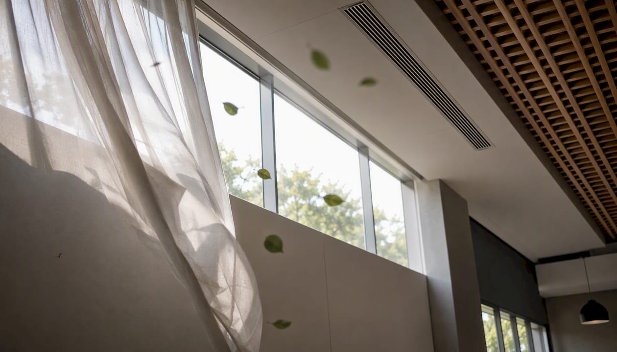 Office ventilation with natural airflow elements